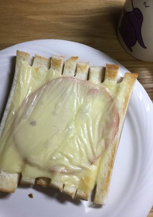 パン耳クッキング・ハムとチーズのトースト-レシピのメイン写真
