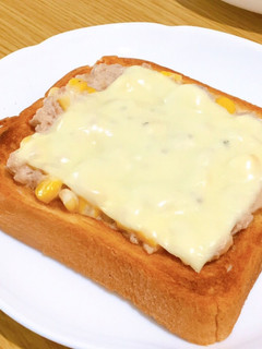 簡単!ツナマヨコーンのトースト-レシピのメイン写真