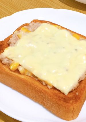 簡単！ツナマヨコーンのトースト-レシピのメイン写真
