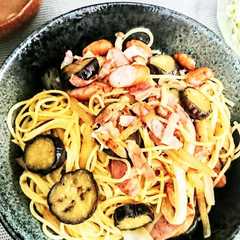รูปของ 簡単美味！ナスとベーコンの和風パスタ