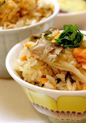 麹生活☆舞茸と焼き鮭の炊き込みご飯-レシピのメイン写真
