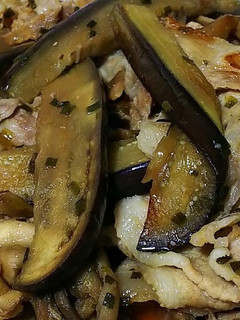 秋野菜と豚肉のバタポン炒め-レシピのメイン写真