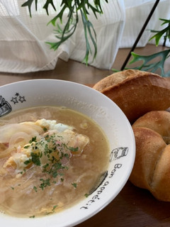 玉ねぎとベーコンのスープ-レシピのメイン写真