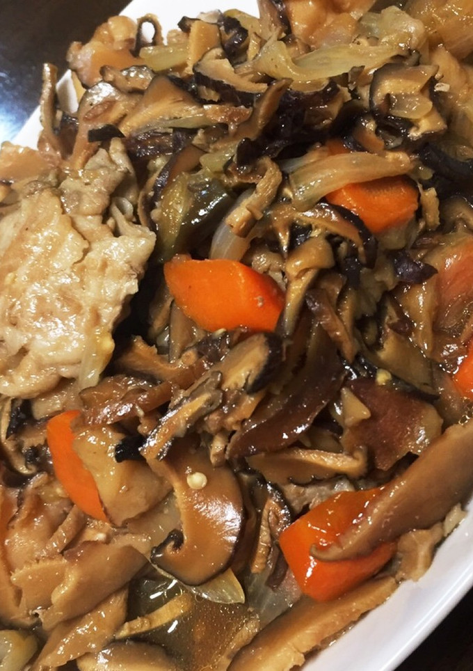 干し椎茸がメイン!!旨みたっぷり煮物！！-レシピのメイン写真