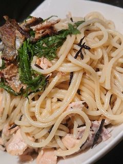 秋鮭とヒジキのパスタ-レシピのメイン写真