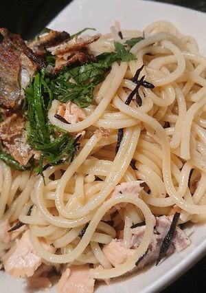 秋鮭とヒジキのパスタ-レシピのメイン写真