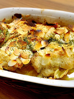鶏もも肉とチーズアーモンドのオーブン焼き-レシピのメイン写真