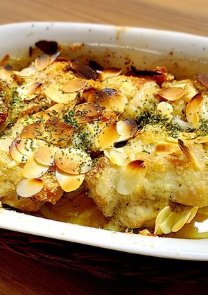 鶏もも肉とチーズアーモンドのオーブン焼き-レシピのメイン写真