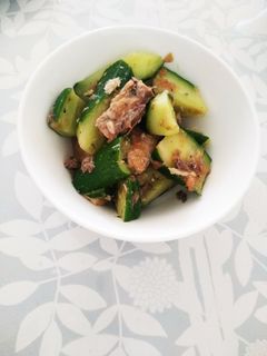 簡単に♪鯖缶ときゅうりの梅肉あえ-レシピのメイン写真