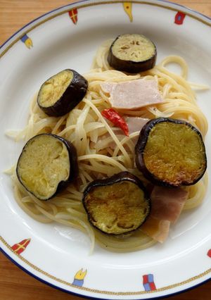 茄子ベーコンでオイルソースパスタ-レシピのメイン写真
