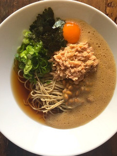 糖質制限!ひやかけ納豆ツナ月見そば-レシピのメイン写真