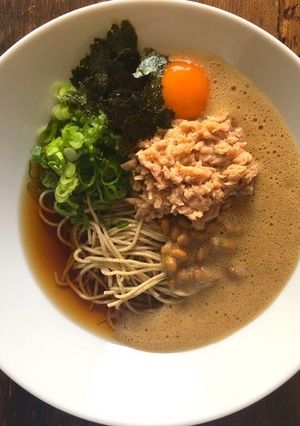 糖質制限！ひやかけ納豆ツナ月見そば-レシピのメイン写真