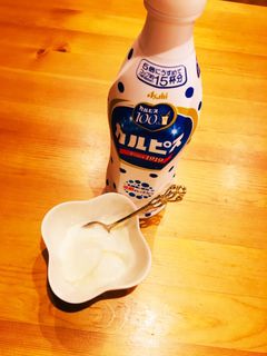 ヨーグルトにジャムより?カルピス!!-レシピのメイン写真