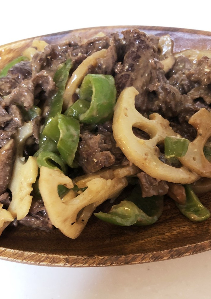 牛肉とレンコンのオイマヨ炒め-レシピのメイン写真