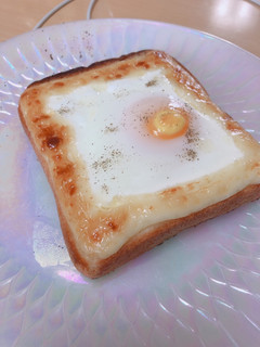 とろーりチーズと玉マヨトースト-レシピのメイン写真