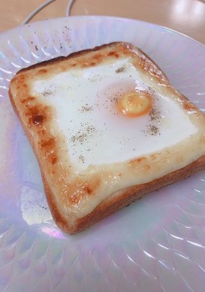 とろーりチーズと玉マヨトースト-レシピのメイン写真