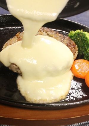 ハンバーグに！チーズソース♪-レシピのメイン写真