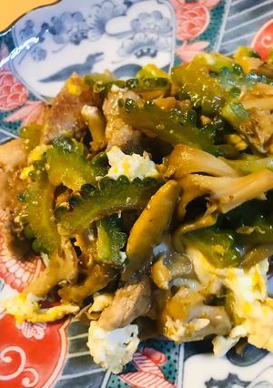 豚テキ玉子ゴーヤーチャンプルー-レシピのメイン写真