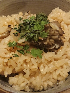 舞茸としめじの炊き込みご飯-レシピのメイン写真