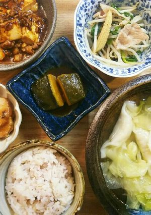 夕飯！麻婆豆腐 スープ餃子 野菜炒め-レシピのメイン写真