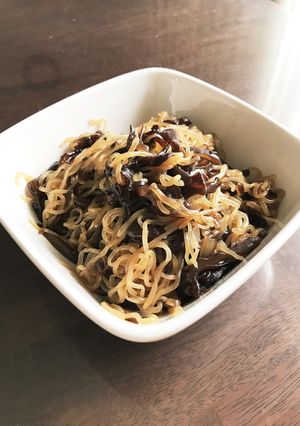 しらたきと生キクラゲ の炒め物-レシピのメイン写真