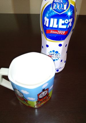 ホットカルピス牛乳-レシピのメイン写真