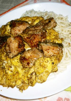 秋鮭の揚げ焼き＆スクランブルエッグうどん-レシピのメイン写真