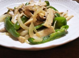 エリンギとピーマンの塩麹炒め-レシピのメイン写真