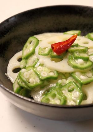 シャキシャキとろとろ蓮根とオクラの酢の物-レシピのメイン写真