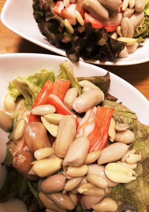 塩茹で落花生のサラダ-レシピのメイン写真