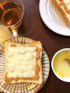 ツナ缶で充分!忙しい朝のピザトースト-レシピのメイン写真