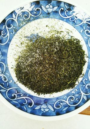 和風!抹茶塩の代わりにお茶で作る緑茶塩♪-レシピのメイン写真