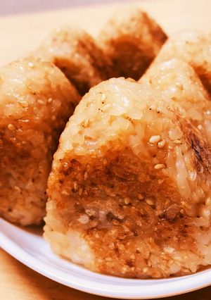 適当！醤油香ばしい焼きおにぎり♪-レシピのメイン写真