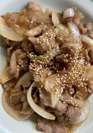 玉ねぎin꙳★*ﾟ簡単生姜焼き！-レシピのメイン写真