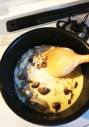 【低糖質】豚肉とシメジの豆乳クリーム煮-レシピのメイン写真