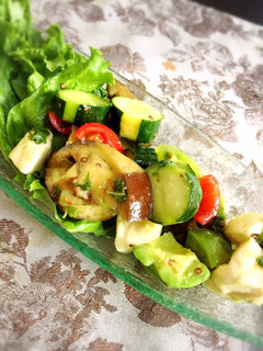 モッツァレラチーズと夏野菜の和え物-レシピのメイン写真