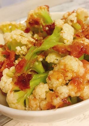 さっぱり副菜☆カリフラワーの梅おかか和え-レシピのメイン写真