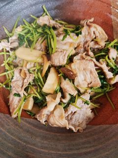 豆苗とエリンギの炒めもの〜醤油風味-レシピのメイン写真