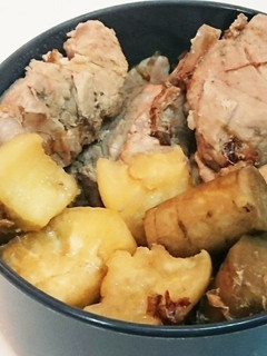 ポークとごぼうと大根の煮込み-レシピのメイン写真