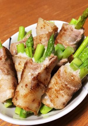 お弁当に♡アスパラの豚肉巻き〜塩コショウ-レシピのメイン写真