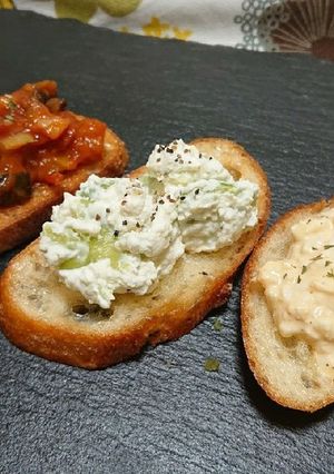おもてなし料理に！定番3種のブルスケッタ-レシピのメイン写真