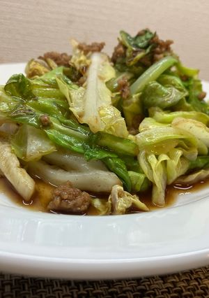 春キャベツとひき肉のソース炒め！-レシピのメイン写真