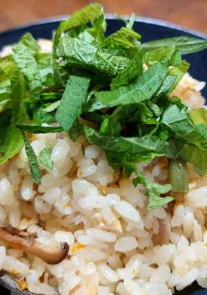 いちご煮缶で白い炊込御飯-レシピのメイン写真