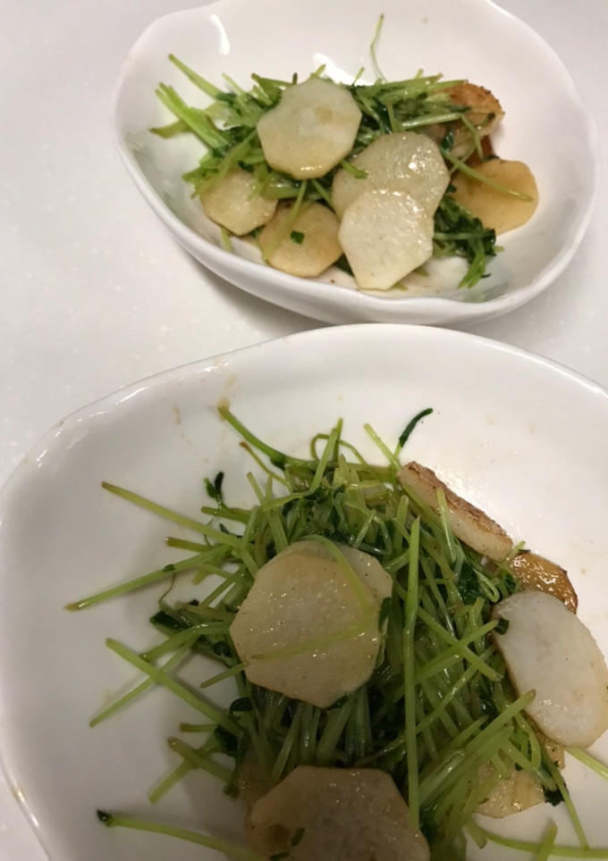 長芋と豆苗のバター醤油炒め-レシピのメイン写真