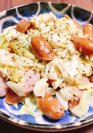 キャベツとソーセージのマスタード炒め-レシピのメイン写真
