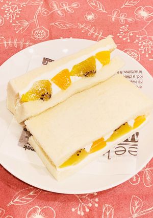 材料4つで!色鮮やかなフルーツサンド-レシピのメイン写真