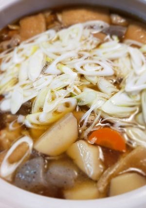 土鍋で芋炊き♪芋煮♪愛媛の味-レシピのメイン写真