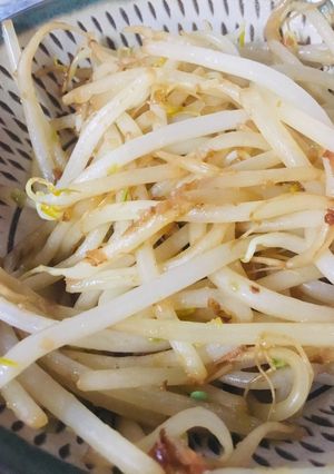 肴にもおかずにも、柚子胡椒もやポン-レシピのメイン写真