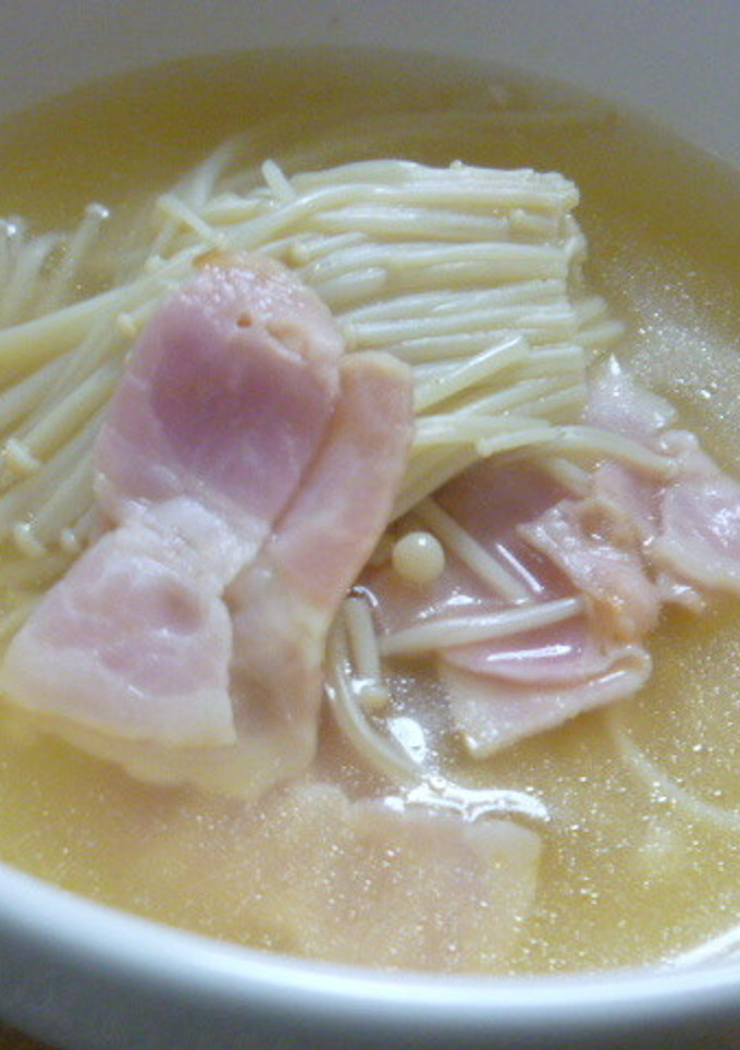 簡単えのきとベーコンのスープ煮-レシピのメイン写真