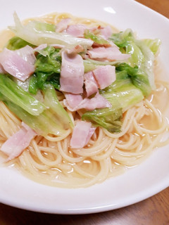 ランチに☆ベーコンとレタスのスープパスタ-レシピのメイン写真